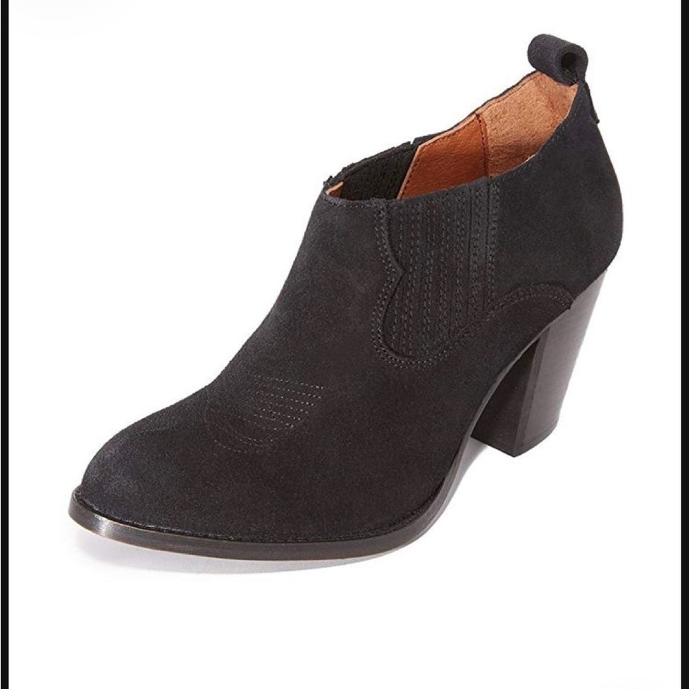Frye Ilana Shootie - black suede